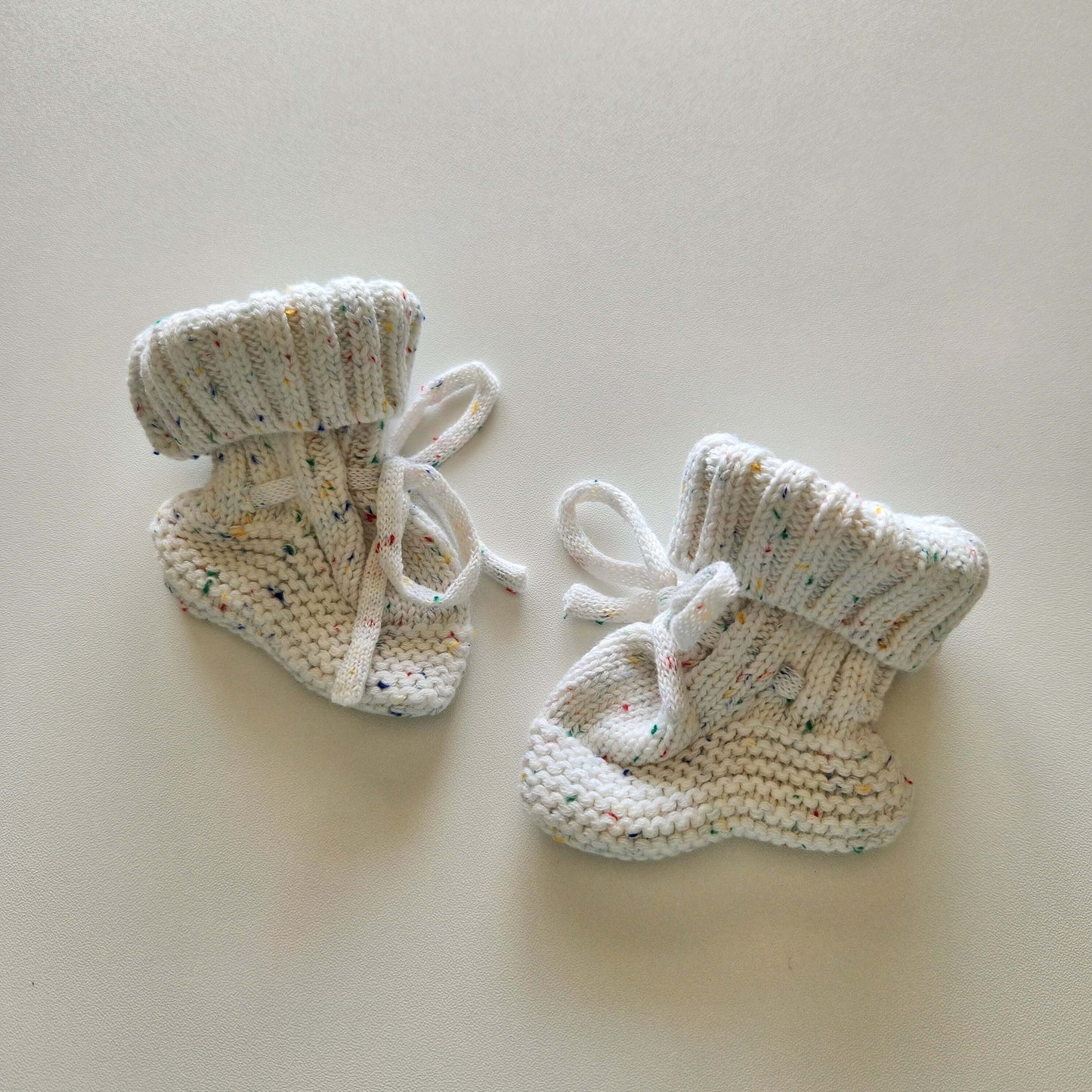 knit baby booties, newborn booties, matching sweater booties, knit newborn booties