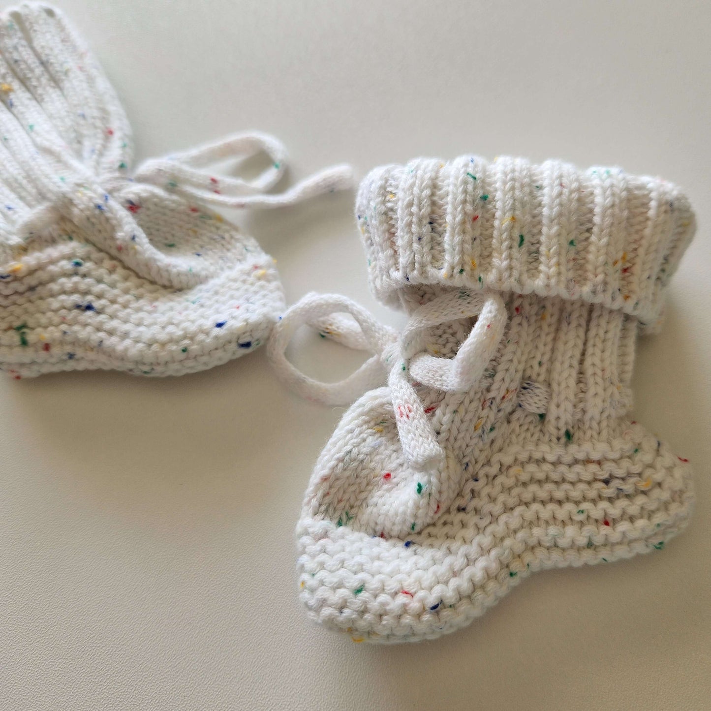 knit baby booties, newborn booties, matching sweater booties, knit newborn booties
