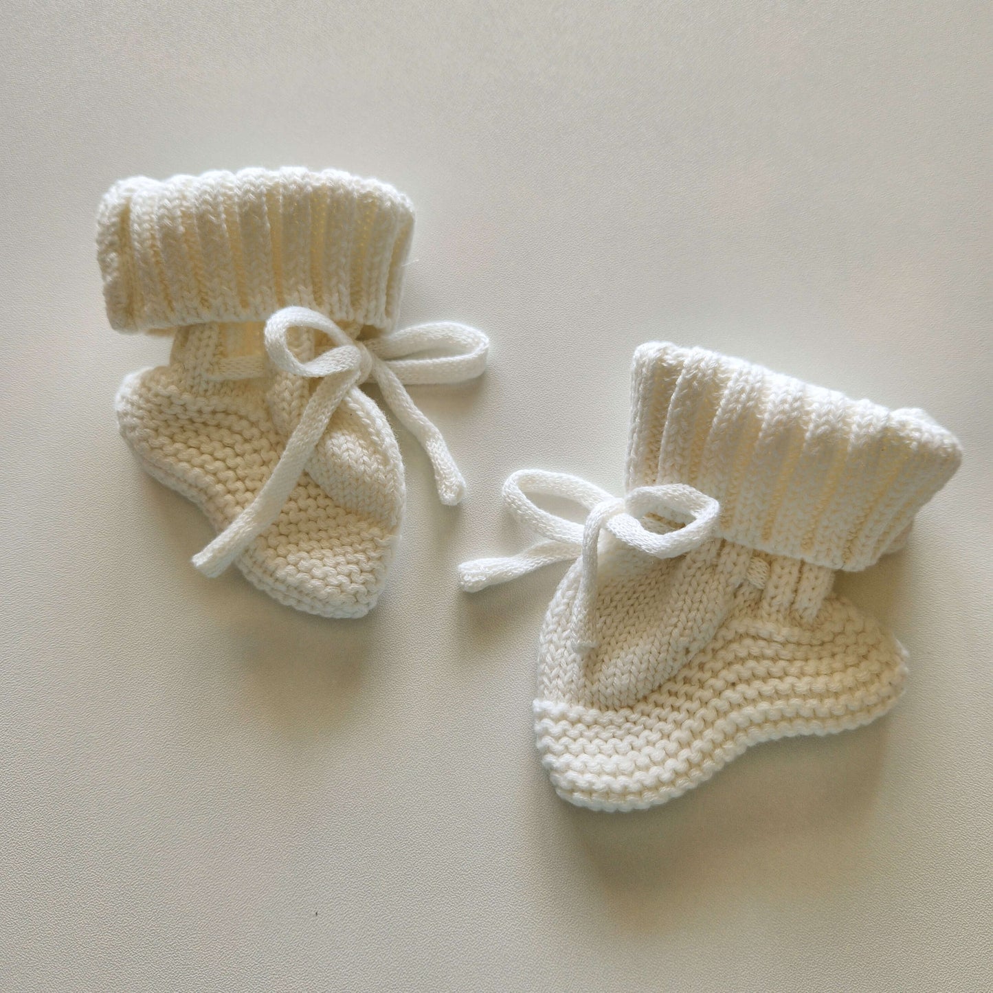 knit baby booties, newborn booties, matching sweater booties, knit newborn booties