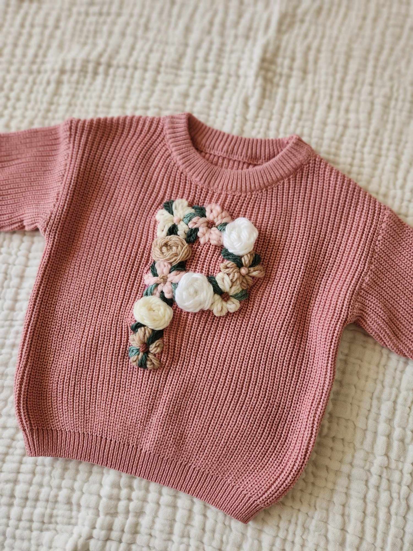 NEWBORN Hand Embroidered Sweater Set, Custom Name Baby Sweater & Shorts, Personalized Birth Announcement, Knit Sweater Baby Announcement