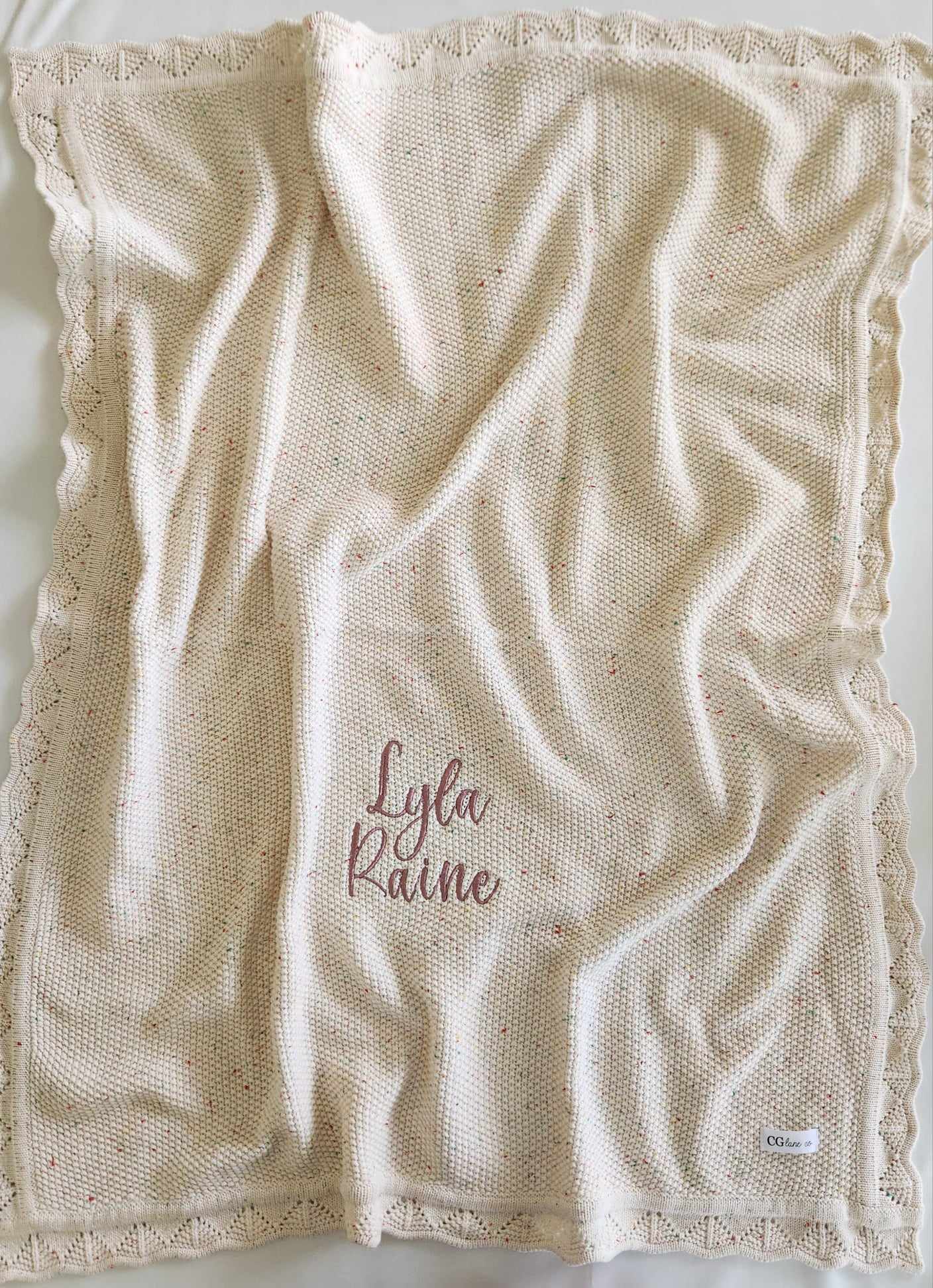 Knit hand embroidered baby blanket, new born blanket, birth announcement blanket, baby blanket with name, custom baby blanket