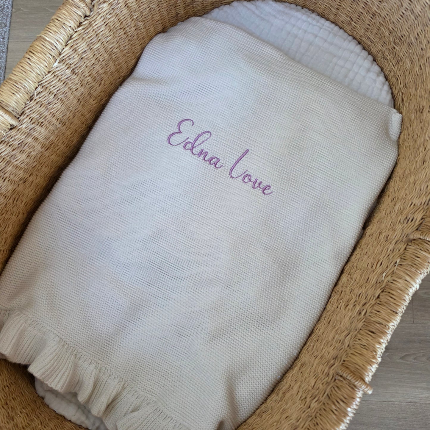 KNIT BABY BLANKET - MARSHMALLOW RUFFLE