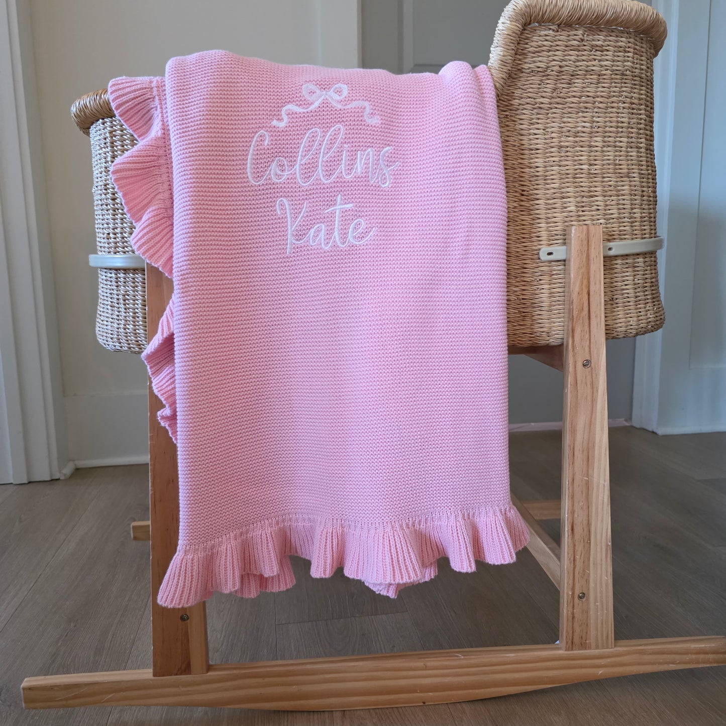 KNIT BABY BLANKET - BUBBLEGUM RUFFLE