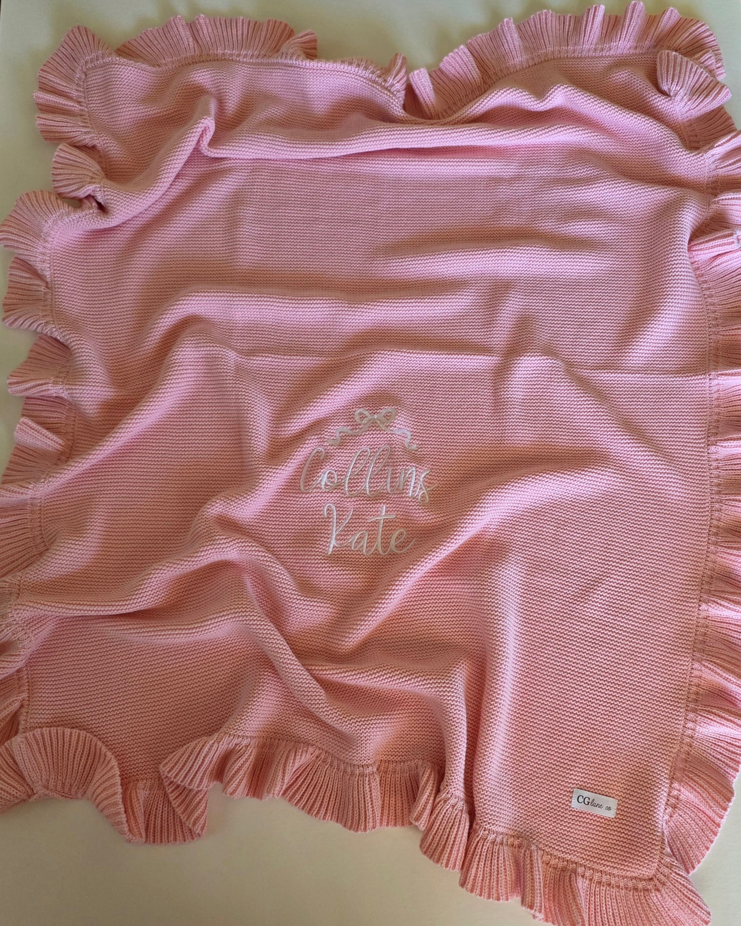 KNIT BABY BLANKET - BUBBLEGUM RUFFLE
