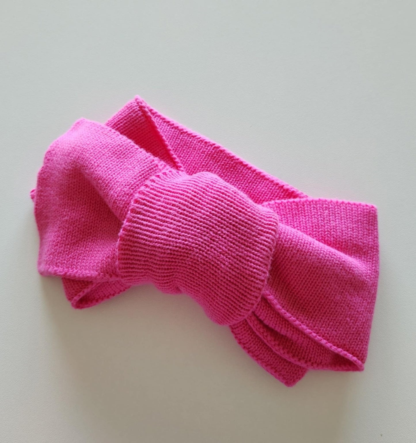 KNIT TOPKNOT HEADBAND - HOT PINK